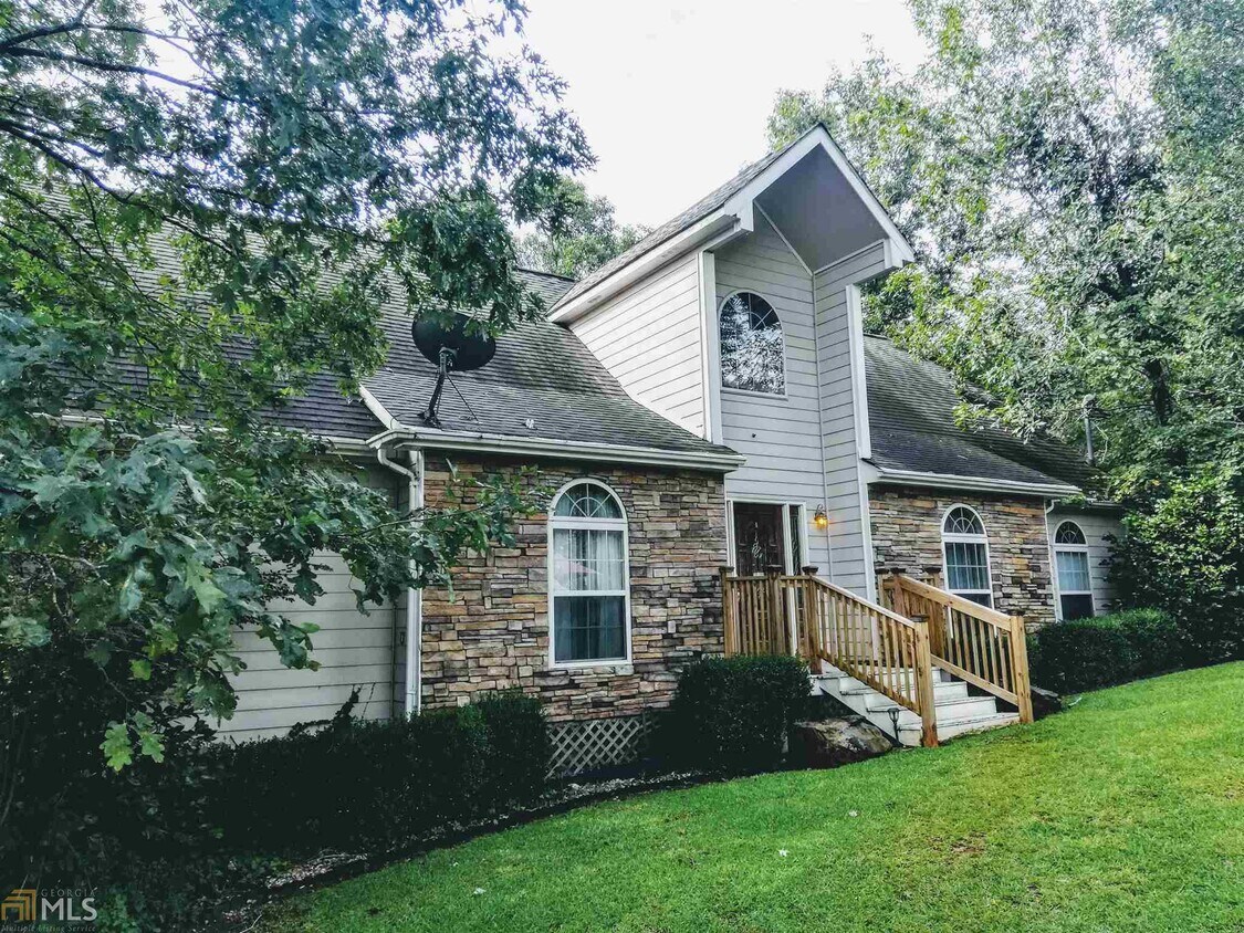 84 River Front Ln, Carnesville, GA 30521 House Rental in Carnesville