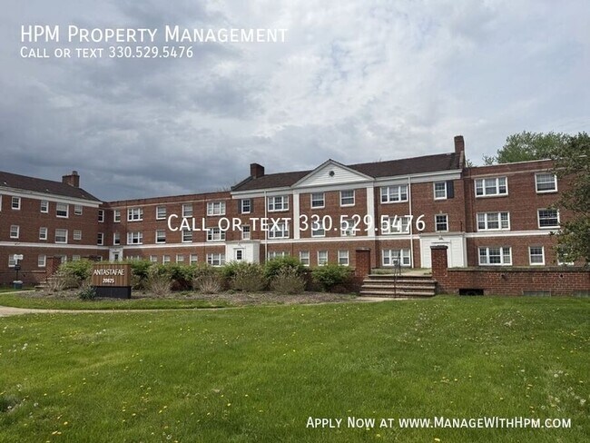 Building Photo - 20865 Chagrin Blvd