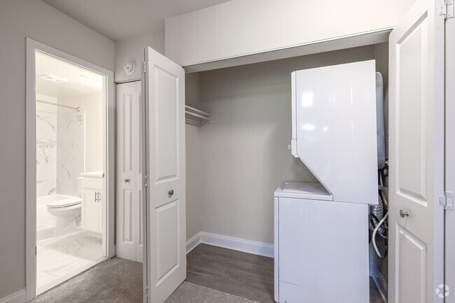 1BR, 1BA - 818SF - The Fallstaff - Laundry - Twin Ridge Apartments I