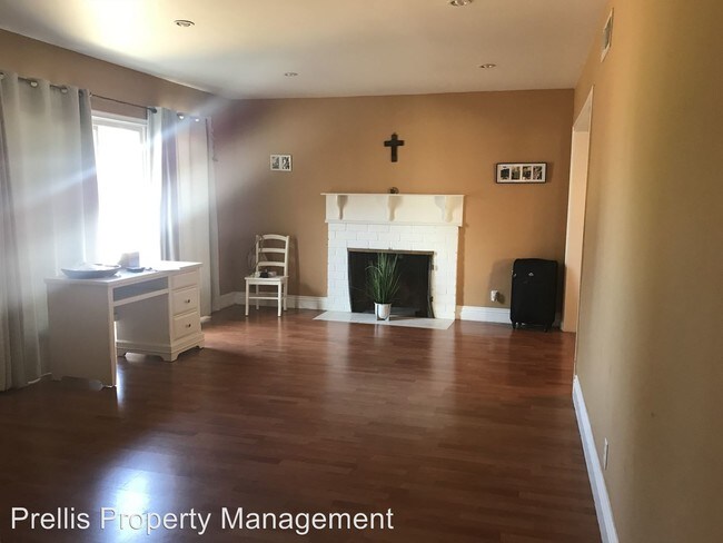 Foto del edificio - 3 br, 2 bath House - 12611 Vose Street