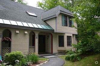 Building Photo - 102 Longfellow Dr