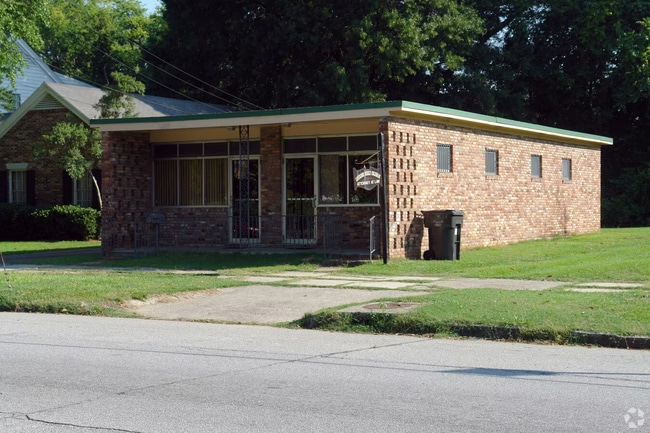 Building Photo - 427 Telfair St