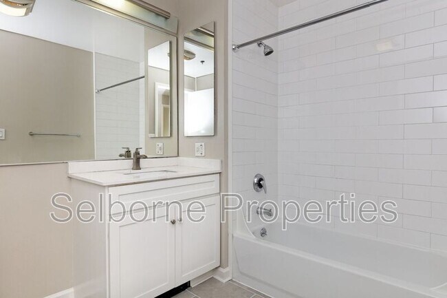 Foto del edificio - 1401 Jackson St