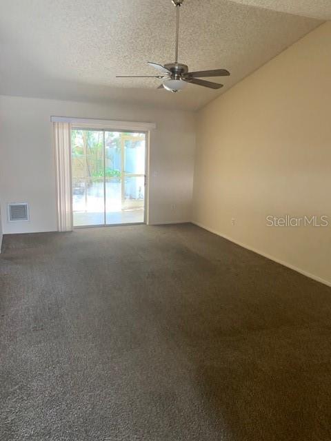 Foto del edificio - 1136 Dover Ct