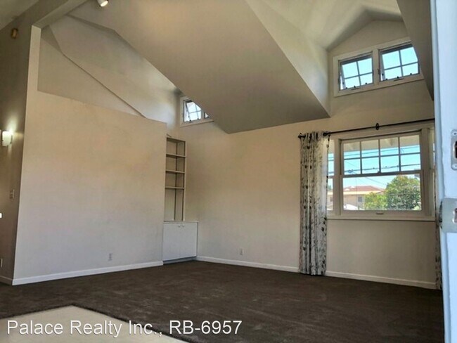 Building Photo - 2 br, 1 bath House - 3742 Mahina Avenue, #A