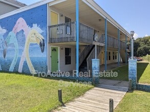 Building Photo - 483 W Ocean View Ave