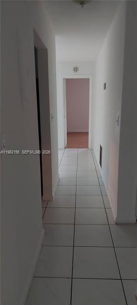 Foto del edificio - 5861 NW 16th Pl