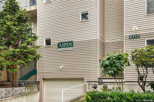 Foto del edificio - 2117 N 107th St