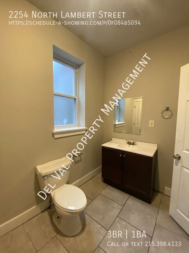 Building Photo - 2254 N Lambert St