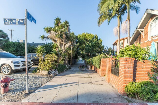 Foto del edificio - 25 19th Ave