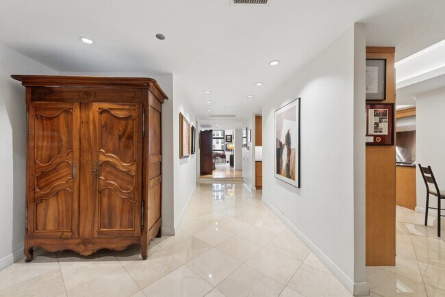 Foto del edificio - 680 N Lake Shore Dr