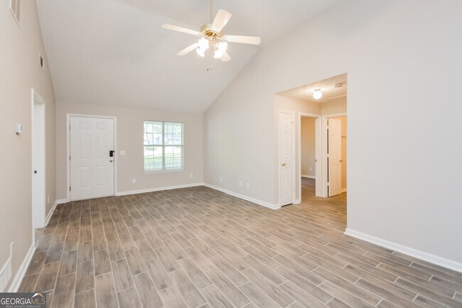 Foto del edificio - 65 Laurel Ridge Ct