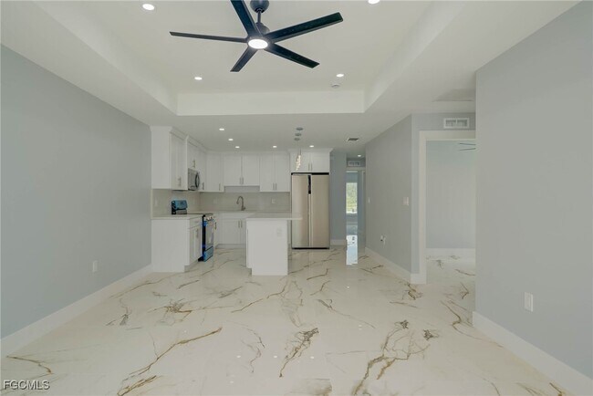 Foto del edificio - 805 W 12th St