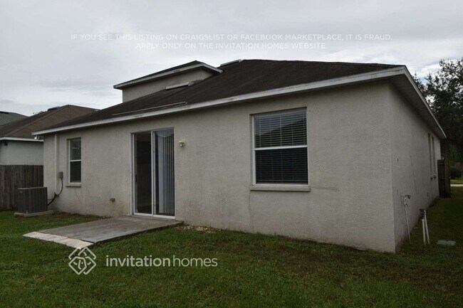 Foto del edificio - 11504 Village Brook Dr