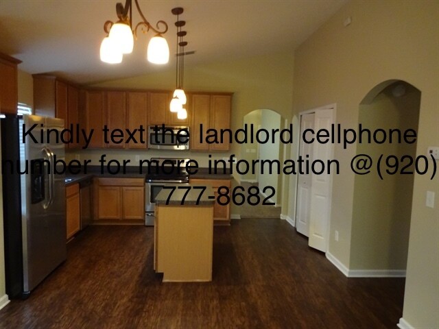 Building Photo - 2097 Sotterley Ln