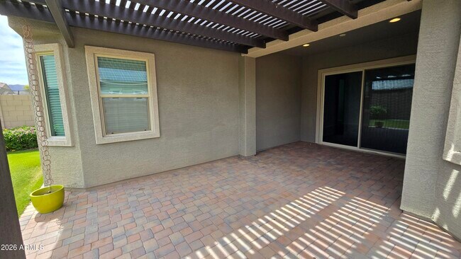 Foto del edificio - 18351 W Mercer Ln