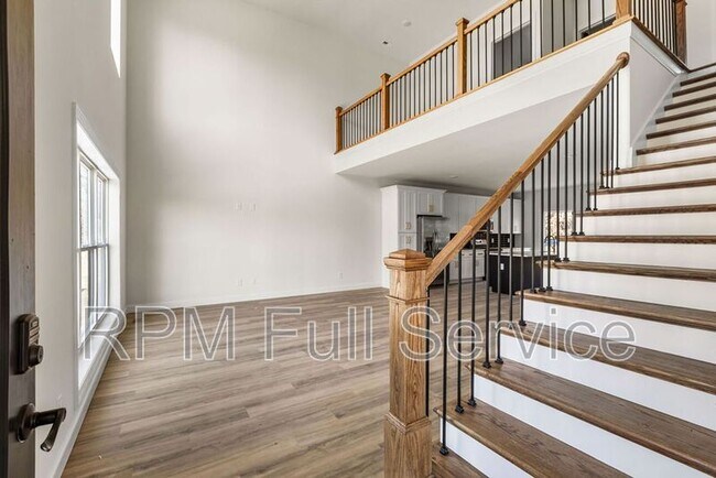 Foto del edificio - 2134 25th Ave N