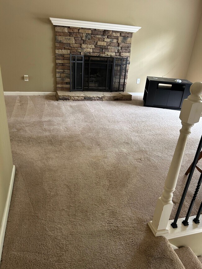 Foto del edificio - 5180 Sugar Crest Dr