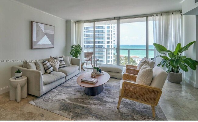Building Photo - 5900 Collins Ave