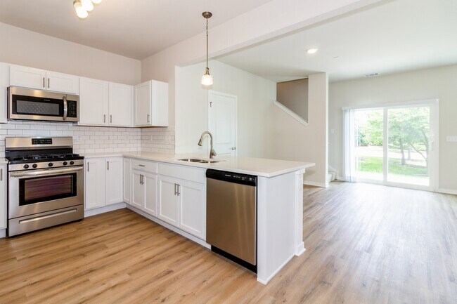 Foto del edificio - 276 Portage Ln