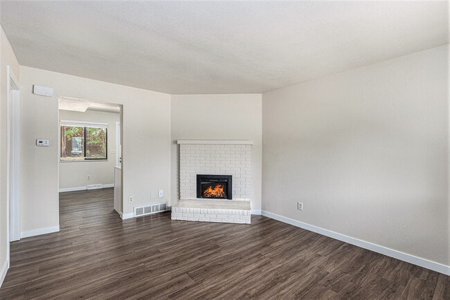 Building Photo - 2151 18th Avenue Ct