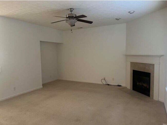 Building Photo - 3160 Trego Ct