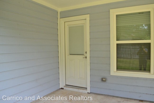Foto del edificio - 3 br, 2 bath Apartment - 1704 Post Oak Ct