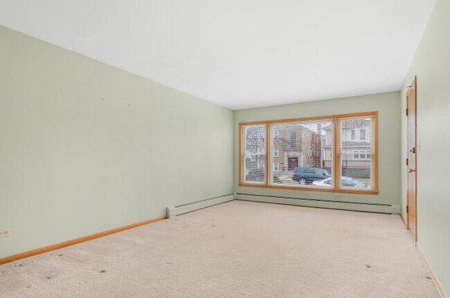 Foto del edificio - 2520 N Neva Ave