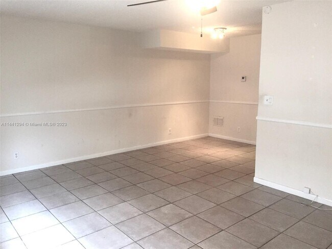 Foto del edificio - 1100 SE 4th Ave