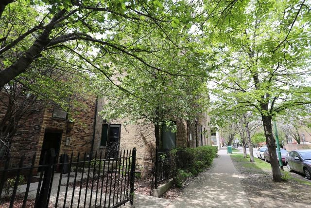 Primary Photo - 1257 W Belden Ave