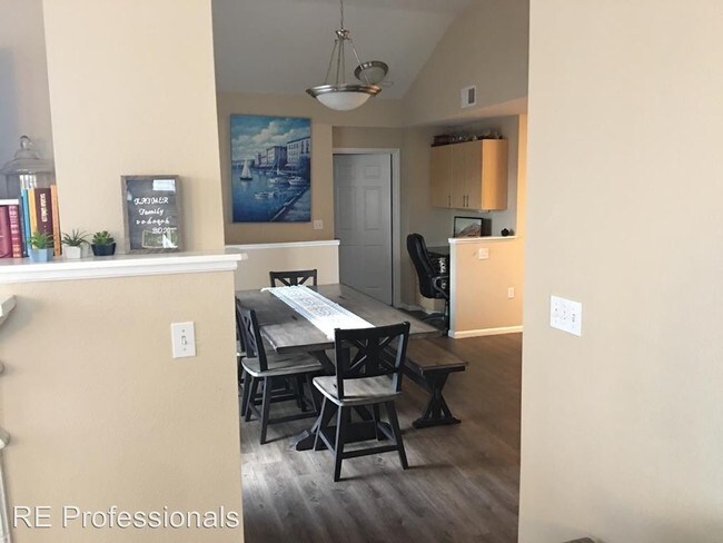 Foto del edificio - 2 br, 2 bath House - 1628 S Iola St #207