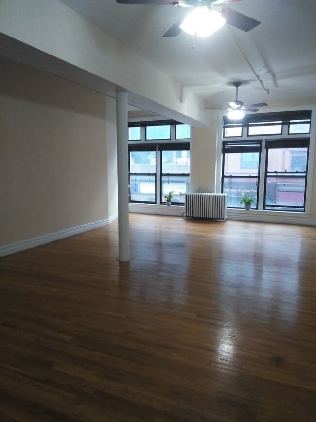 Open Concept Living Space - 25 N Broadway