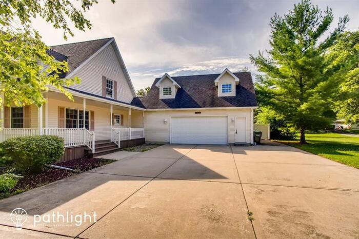 Primary Photo - 23501 W McClintock Rd