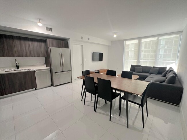 Building Photo - 488 NE 18th St
