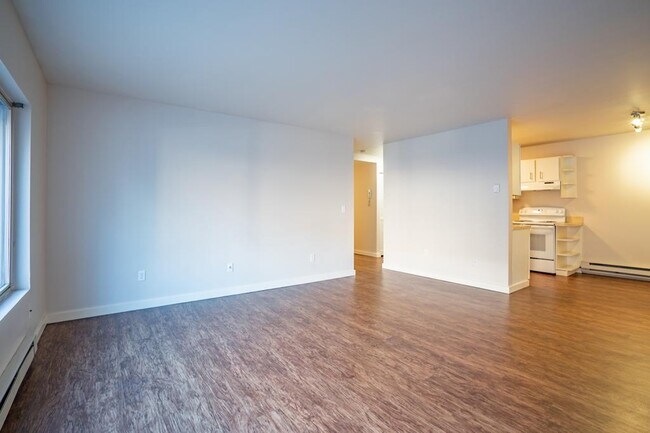 Foto del edificio - Camelot - 2 bedrooms + den