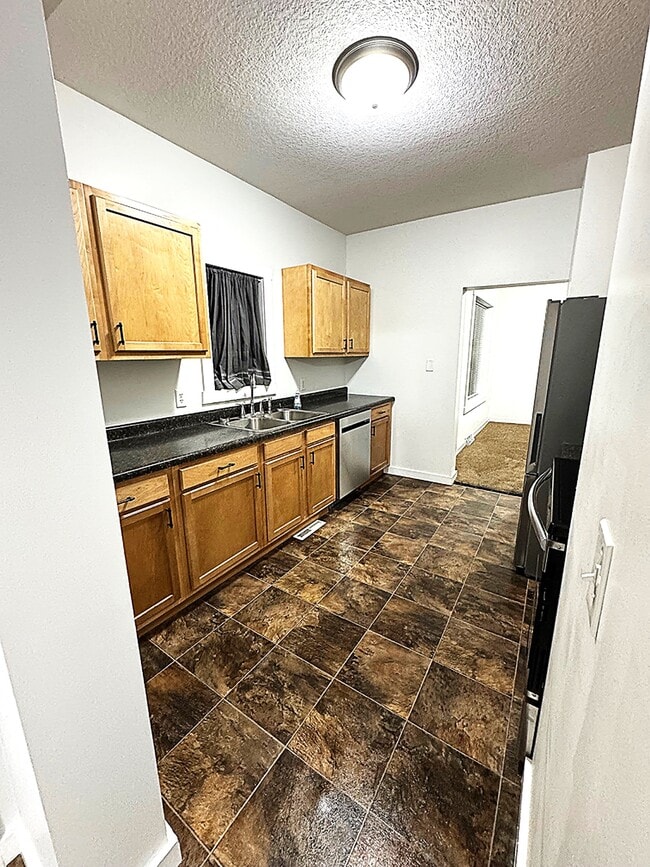 Foto del edificio - 6511 Cedar St