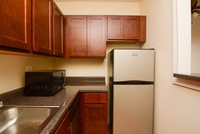 Foto del edificio - 823 W Diversey Pkwy