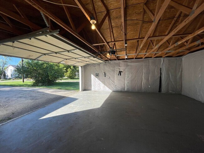 Building Photo - 5030 Rockdale Rd