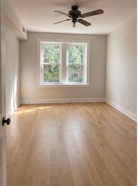 Foto del edificio - 3316 W Balmoral Ave