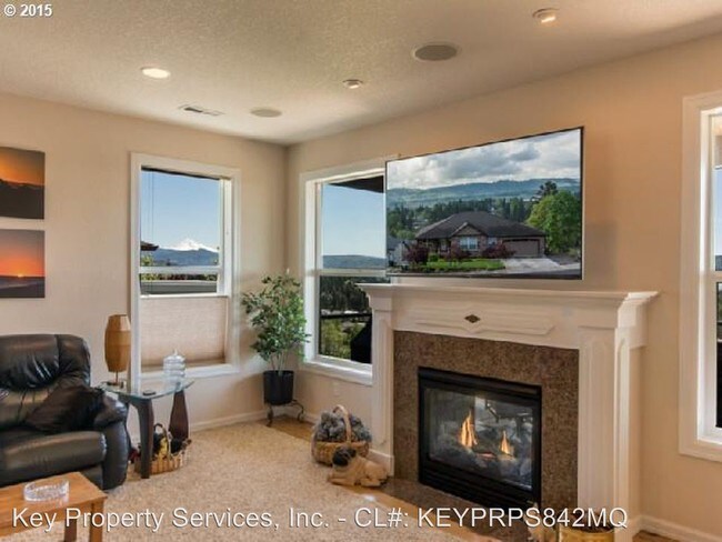 Foto del edificio - 1340 N S St