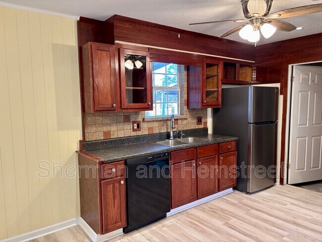 Building Photo - 263 Fairfax Pl