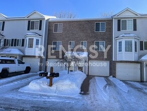 Building Photo - 16477 Timber Crest Dr SE