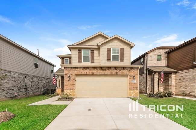 Building Photo - 2410 Carlow Ln