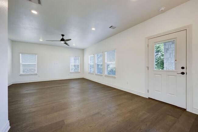 Building Photo - 2105 Tiger Trail