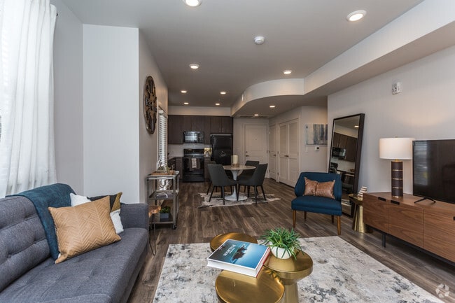 Interior Photo - Pinyon Pointe