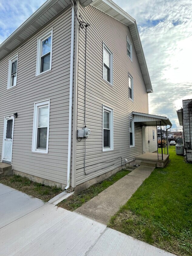 618 East St, Bloomsburg, PA 17815 Townhome Rentals in Bloomsburg PA