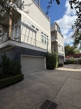 Building Photo - 2906 Baer St