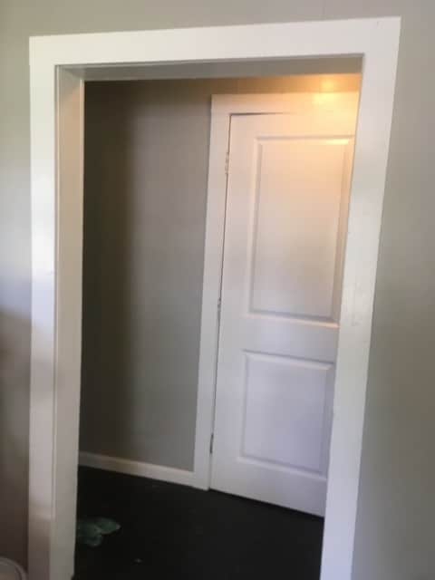 Building Photo - 2001 LA-742