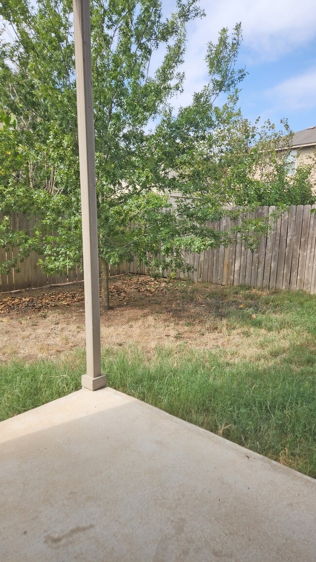 Foto del edificio - 2249 Avery Village