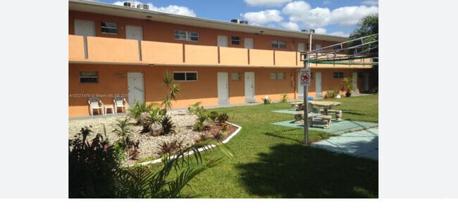 Apartments With Move In Specials In West Perrine FL 1 Rentals Image
